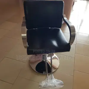 Stable Barbers Styling Chair