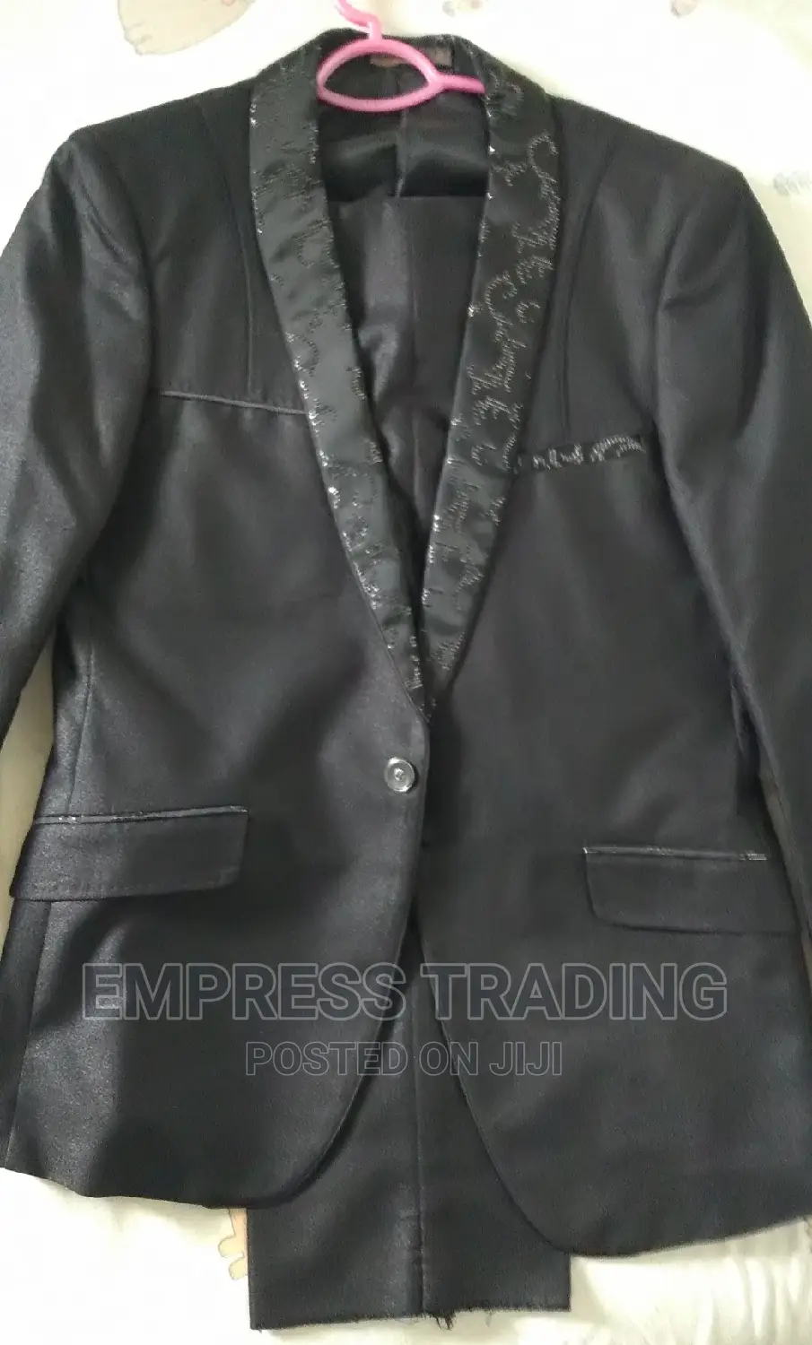 Brand New Authentic UK Classic Suit