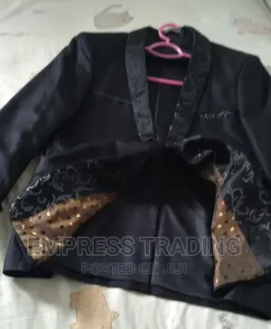 Brand New Authentic UK Classic Suit