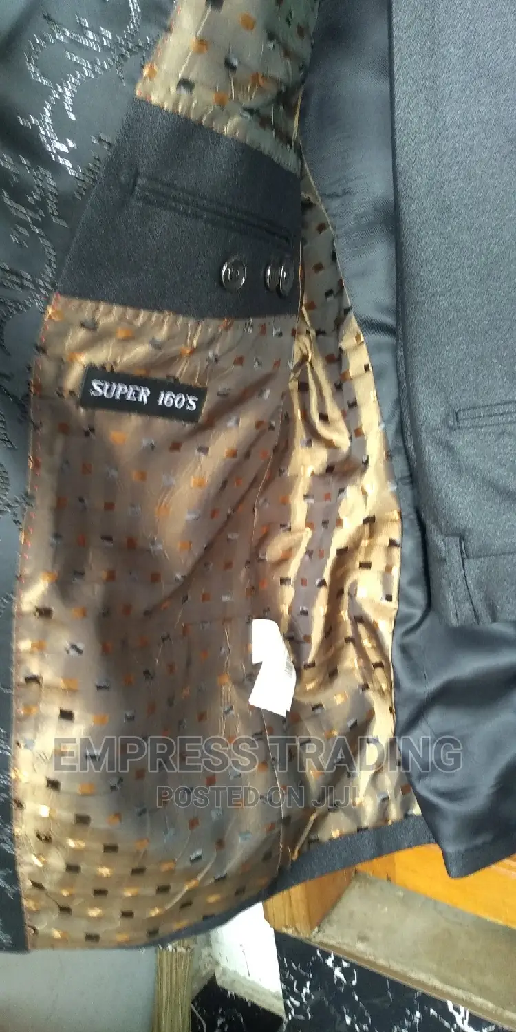 Brand New Authentic UK Classic Suit