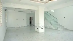 4bdrm House in Skm, Adjiriganor for sale