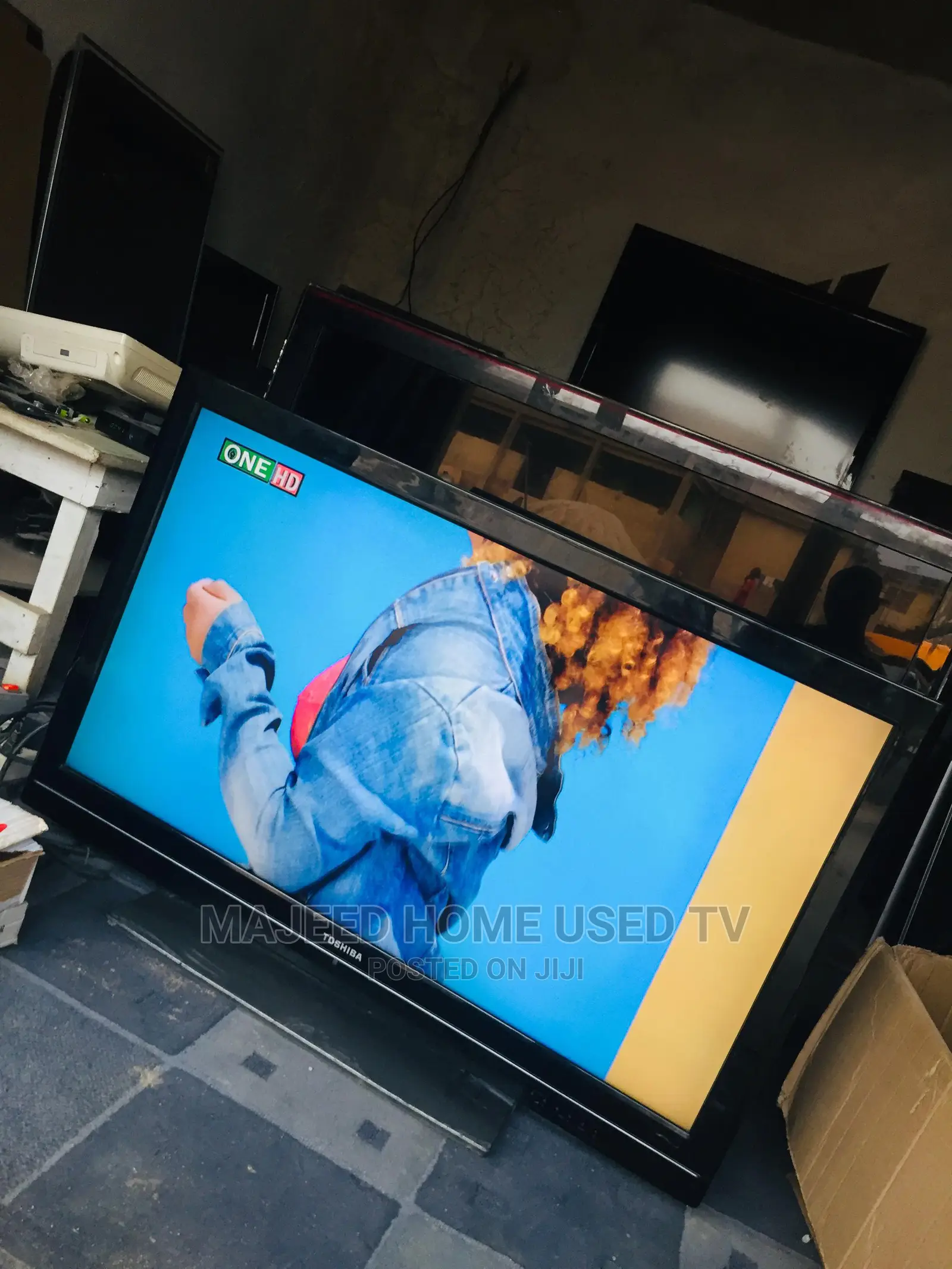 Toshiba LCD Digital Tv 40inches