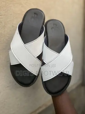 White Crossed Leather Slippers With Black Inner