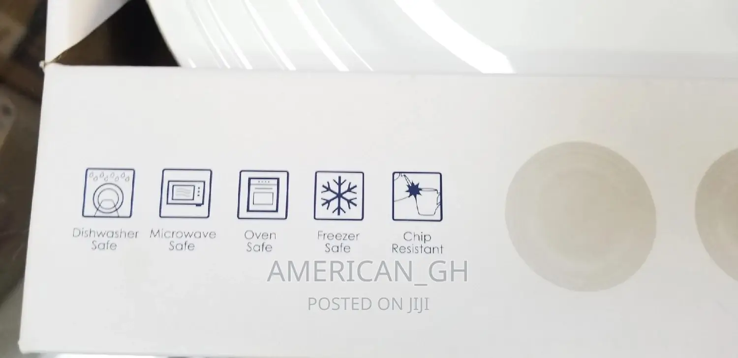 MIKASA Cereal Bowls and Dinner Plates(Set of 4)