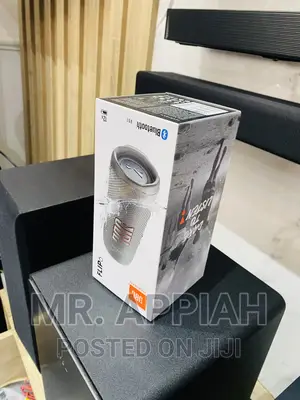 Reliable and Affordable JBL Flip 6 Waterproof Speaker,Gray.
