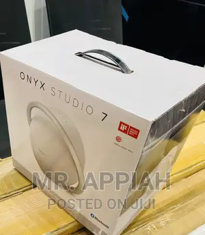 Shop Affordable Onyx 7rechargeable Bluetooth Speaker,Silver