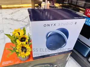 Classy Sleek Bluetooth Speaker Onyx 8 Studio