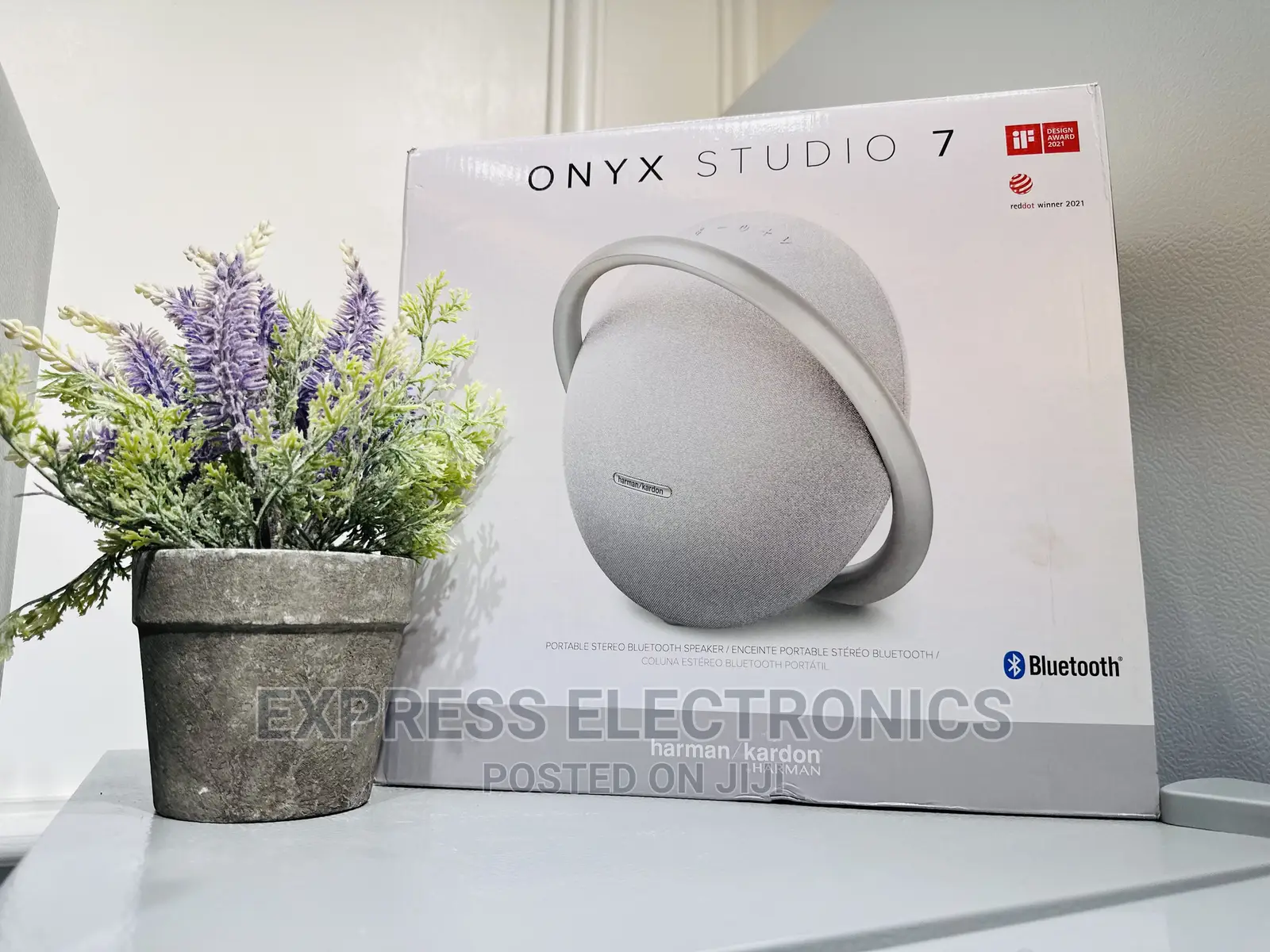 Grab Your Favorite  Onyx 7 Bluetooth Speaker