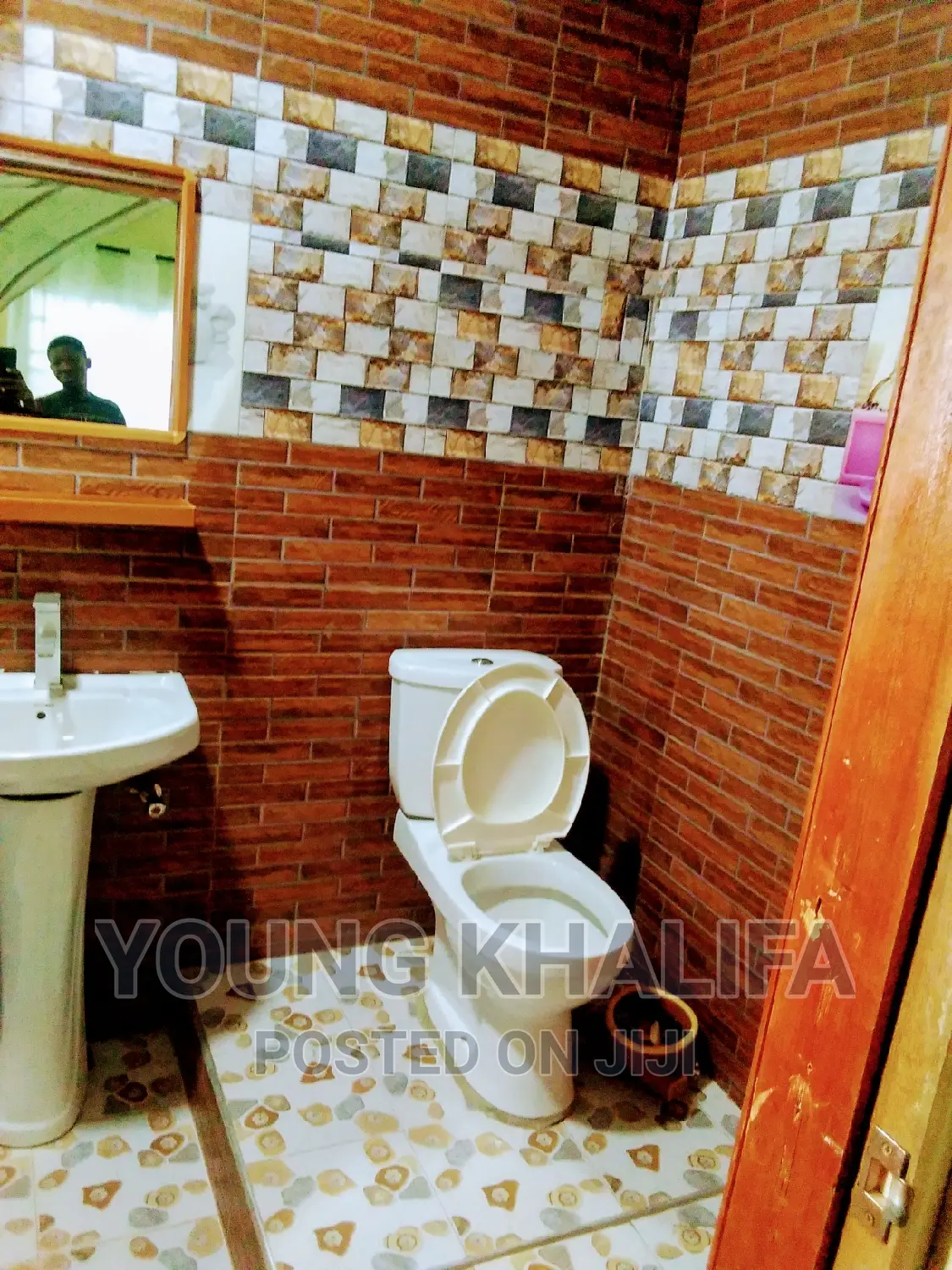 One Bedroom Apartments Available West Hills Mall