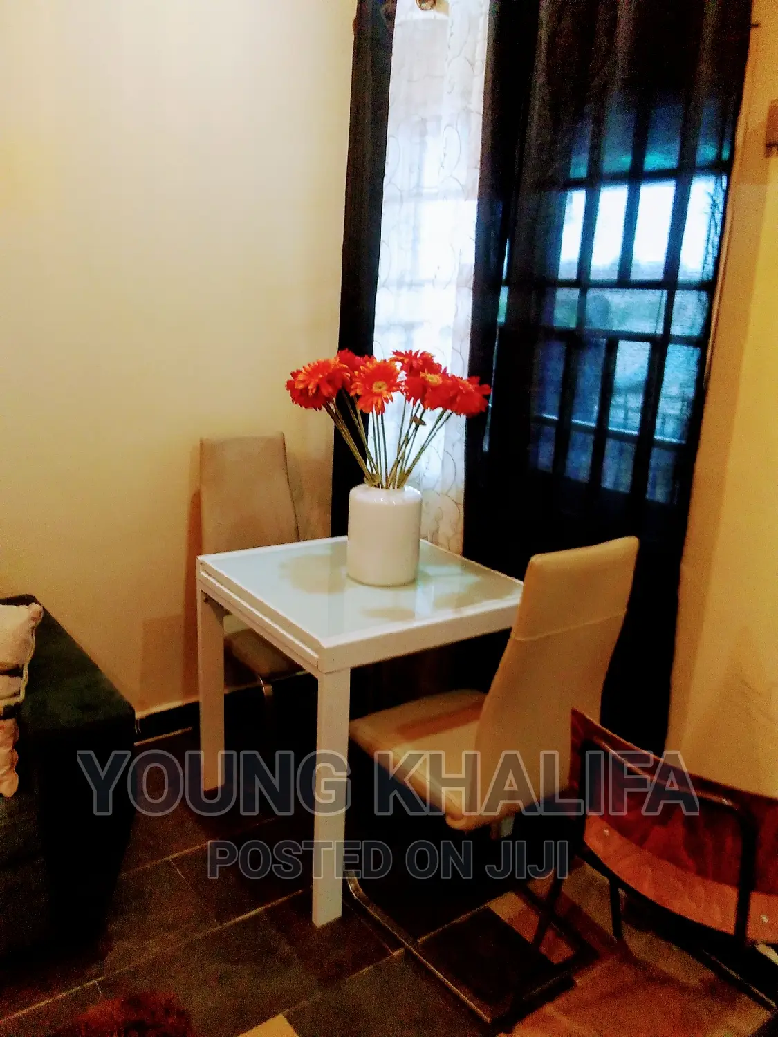 One Bedroom Apartments Available West Hills Mall
