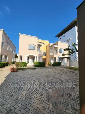 4bdrm House in North Ridge for sale