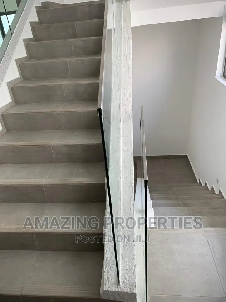 5bdrm House in Cantonments for rent