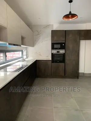 5bdrm House in Cantonments for rent