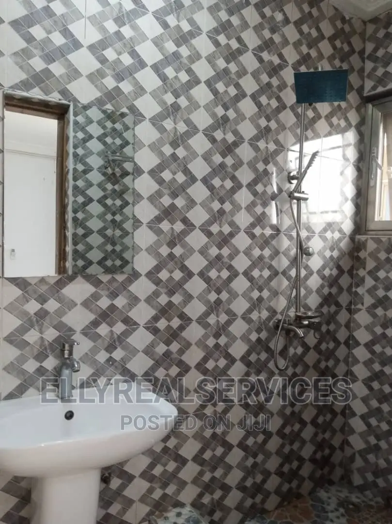 2bdrm Apartment in Elly Real Estate, Oyarifa for rent
