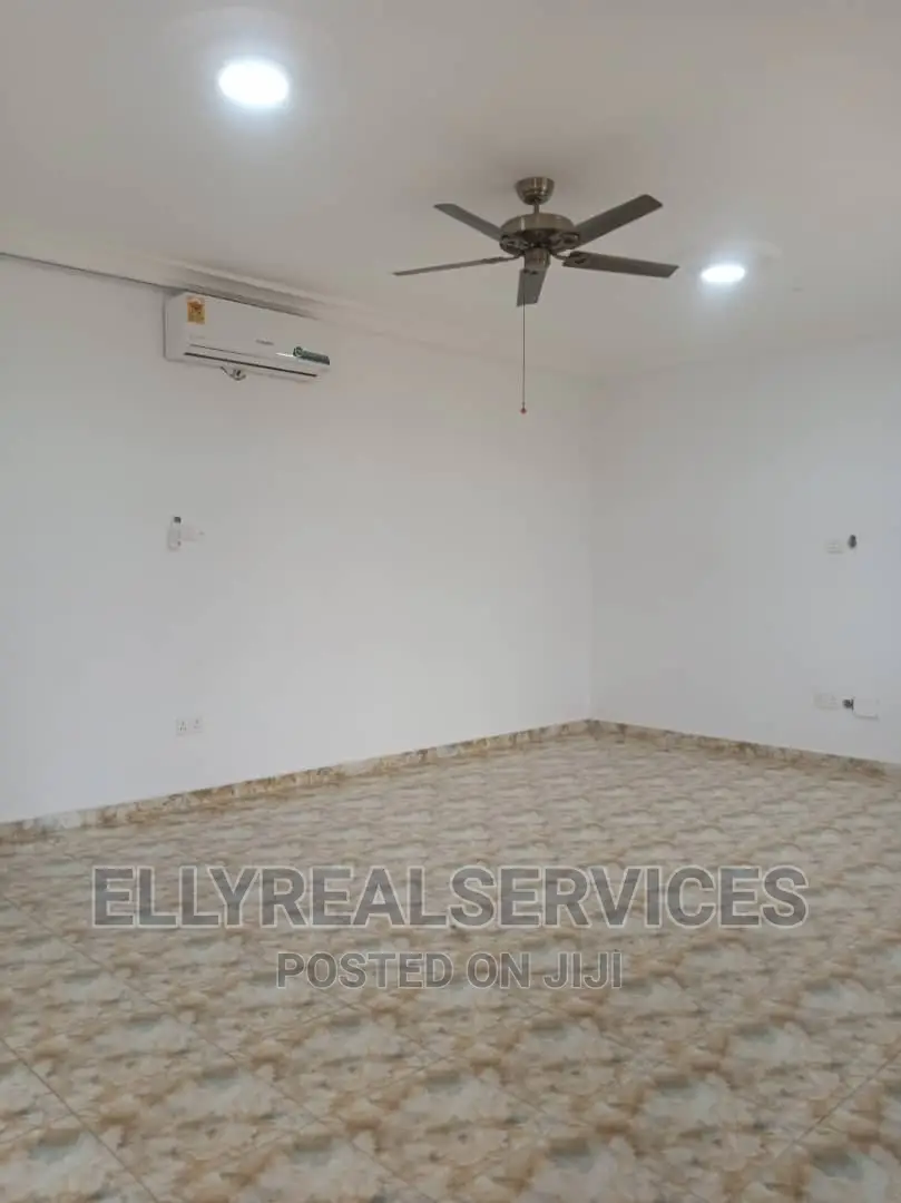 2bdrm Apartment in Elly Real Estate, Oyarifa for rent