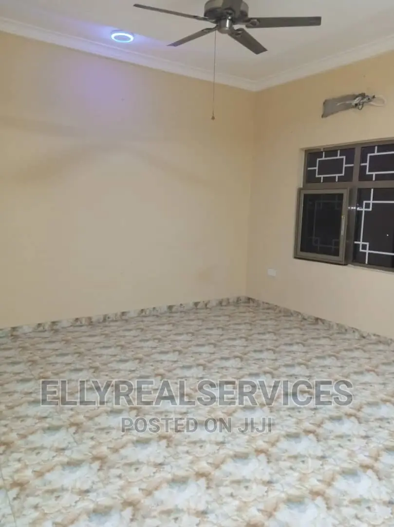 2bdrm Apartment in Elly Real Estate, Oyarifa for rent