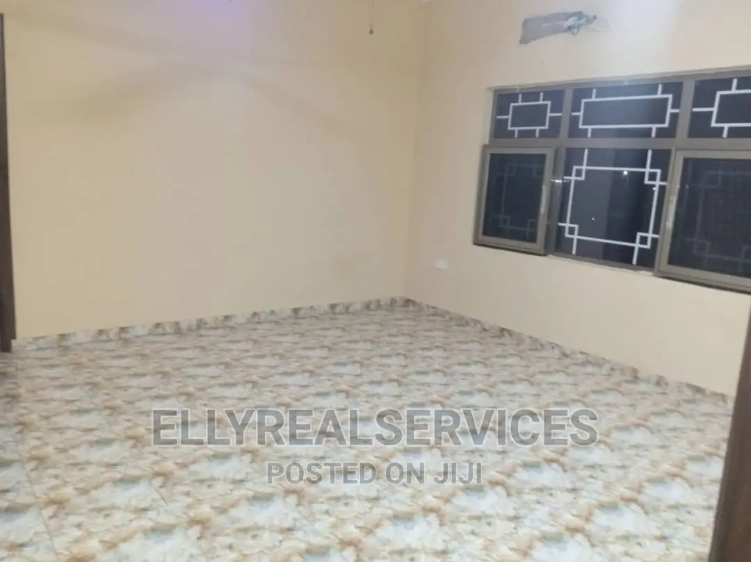 2bdrm Apartment in Elly Real Estate, Oyarifa for rent