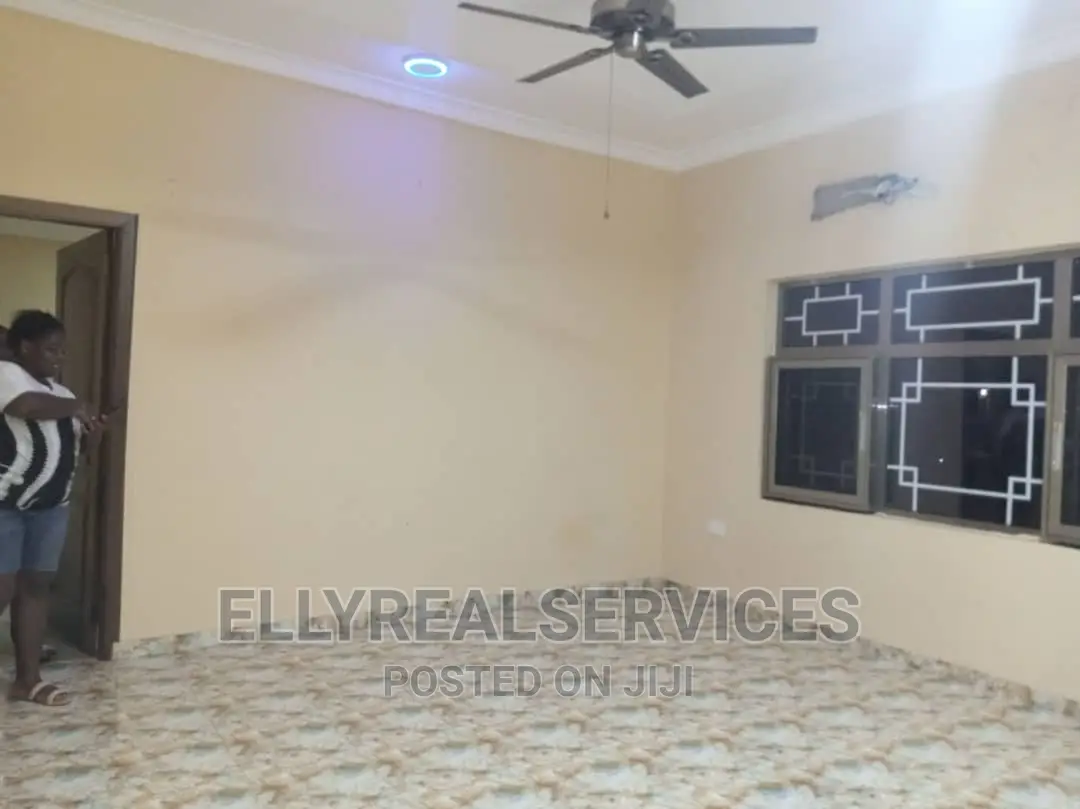 2bdrm Apartment in Elly Real Estate, Oyarifa for rent