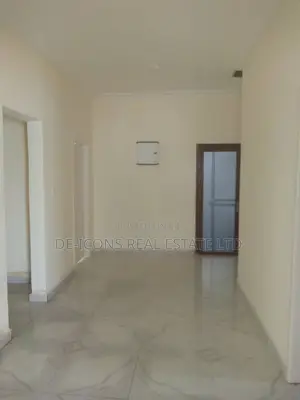 3bdrm House in De-Icons Real Estate, Awutu Senya East Municipal