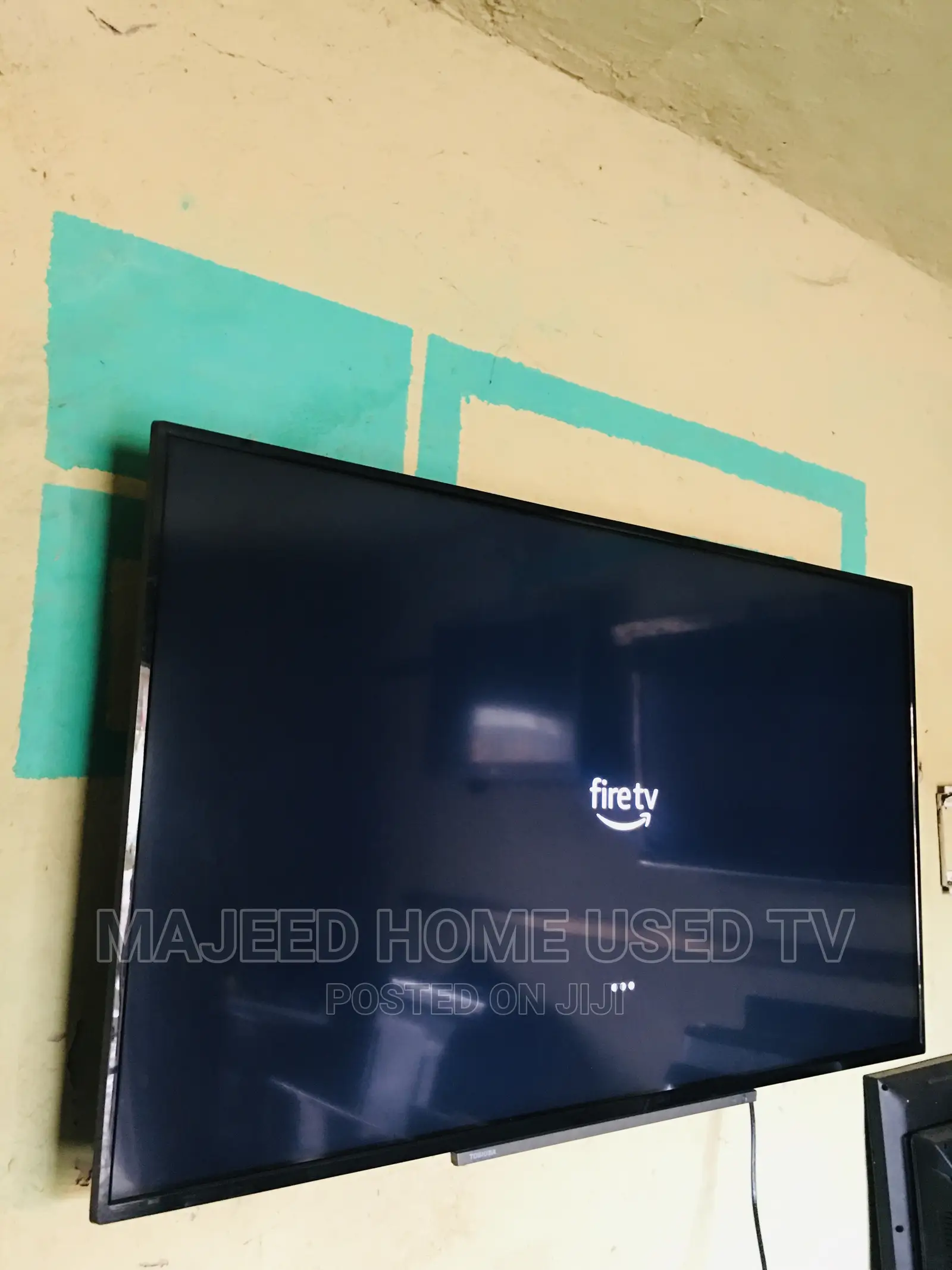 55inches Toshiba Smart Tv