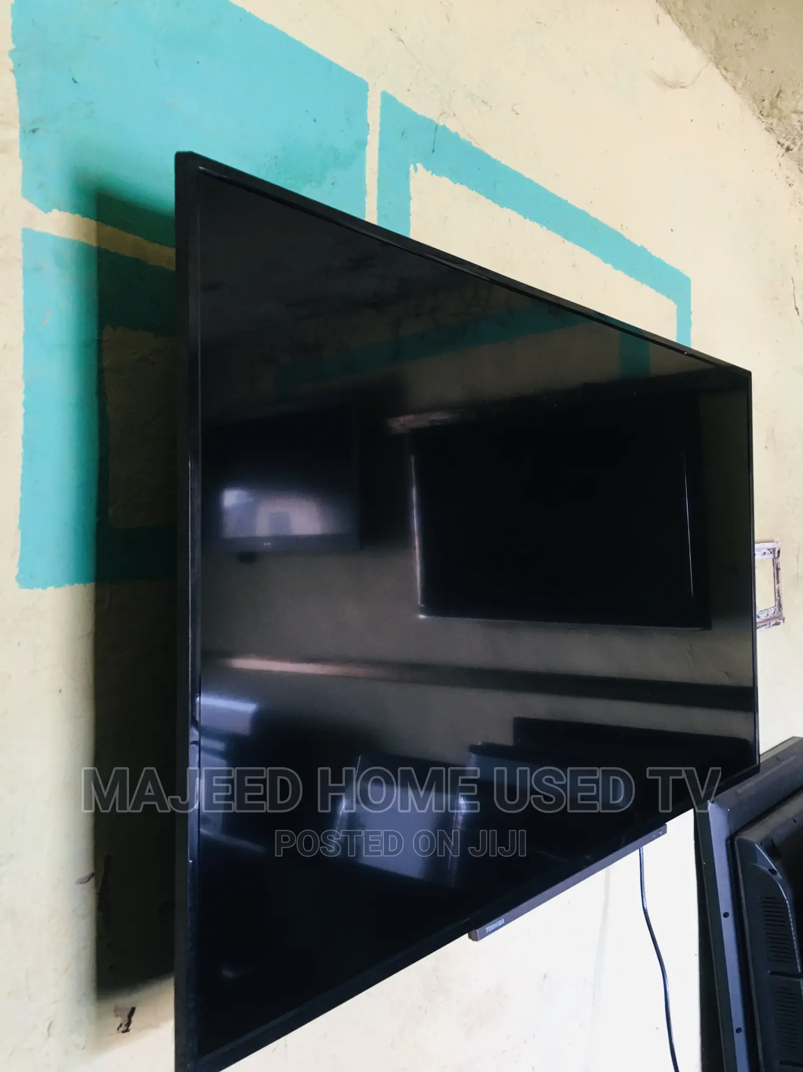 55inches Toshiba Smart Tv