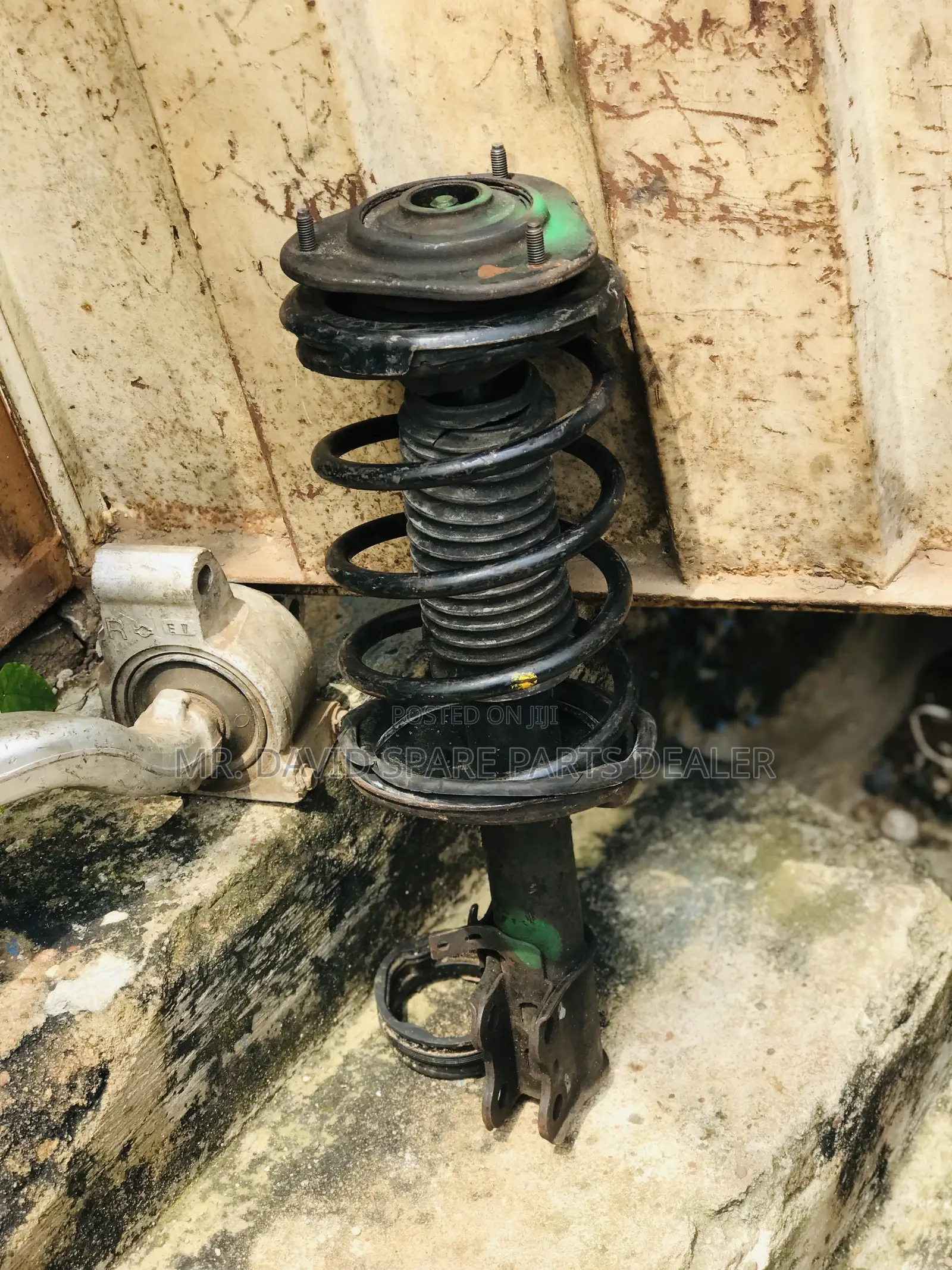 Toyota Corolla 2005,2007,2008 Front Shock Absorber