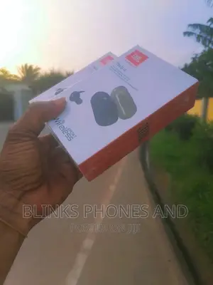 JBL Earbuds
