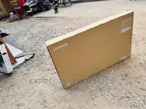 Very Neat Slim UHD Smart Glossy Samsung 50”Au7172