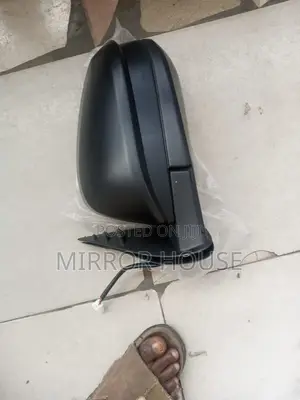 Toyota Hilux 2016 Complete Mirror No Lamp