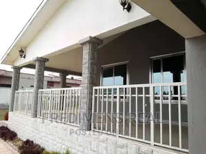 5bdrm House in Fredimens Real, Kumasi Metropolitan for sale