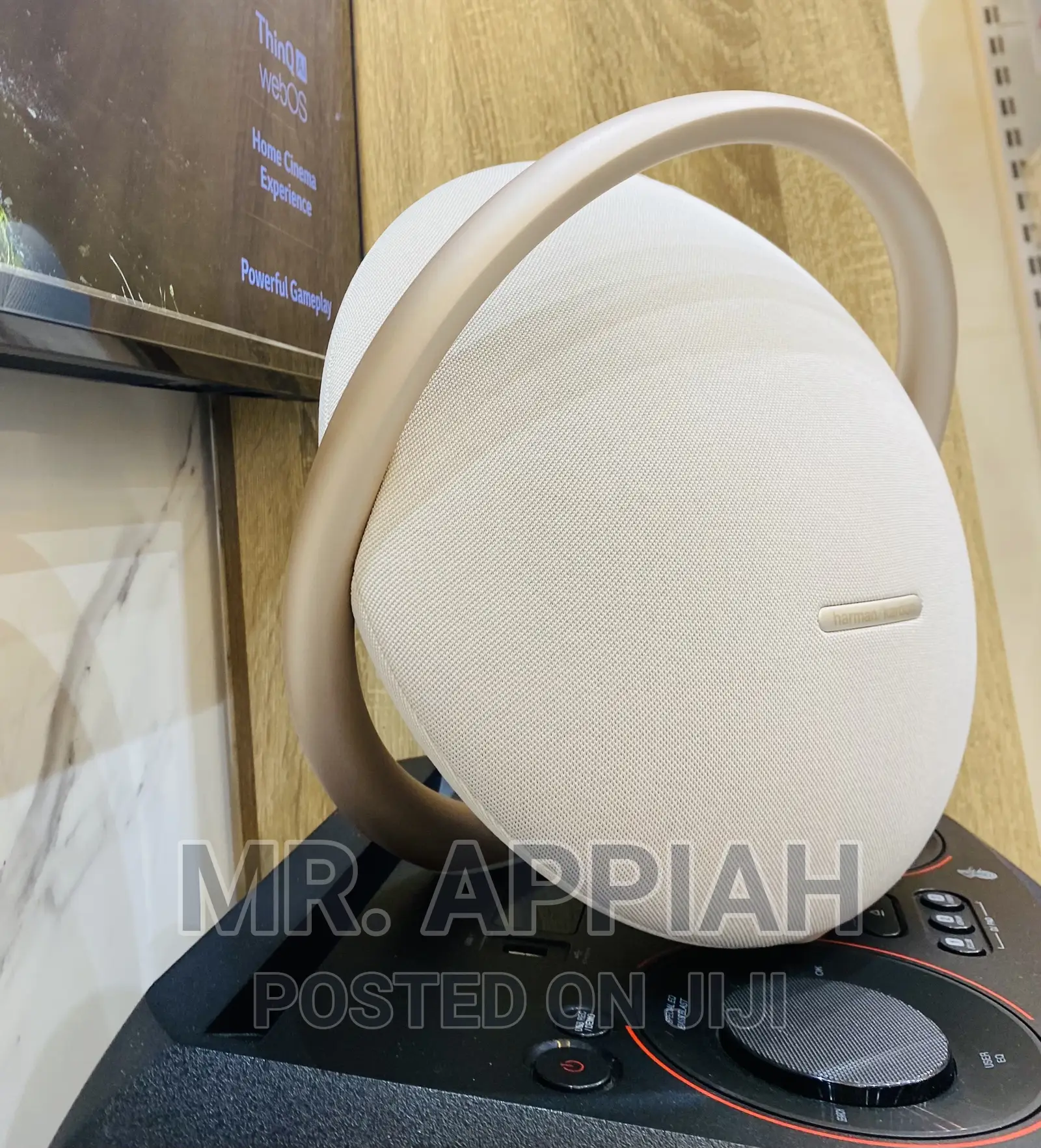 Most Affordable Onyx 8(Gold)Harman Kardon Portable Speaker