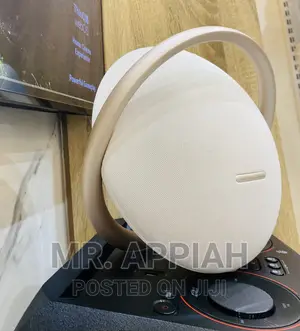 Most Affordable Onyx 8(Gold)Harman Kardon Portable Speaker