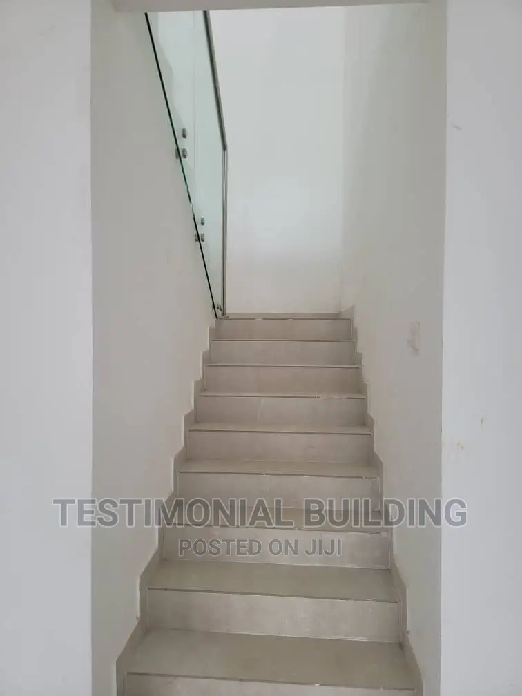 4bdrm Apartment in Testimonial Building, East Legon for rent