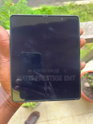New Samsung Galaxy Z Fold3 5G 256 GB Black