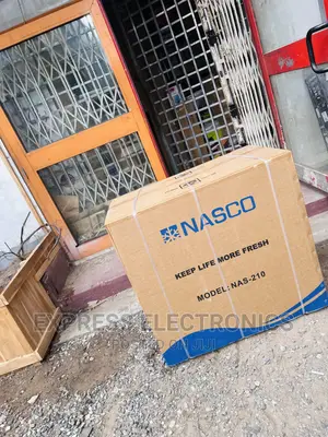 Free Standing Chest Freezer Single Door 200L Nasco
