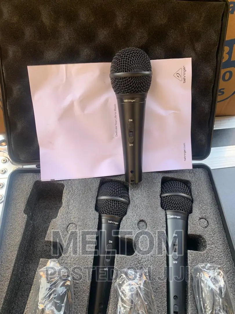 Behringer 3in1 Briefcased Cord Microphone