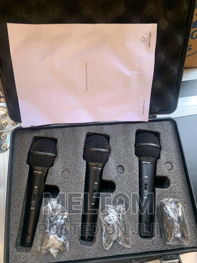 Behringer 3in1 Briefcased Cord Microphone