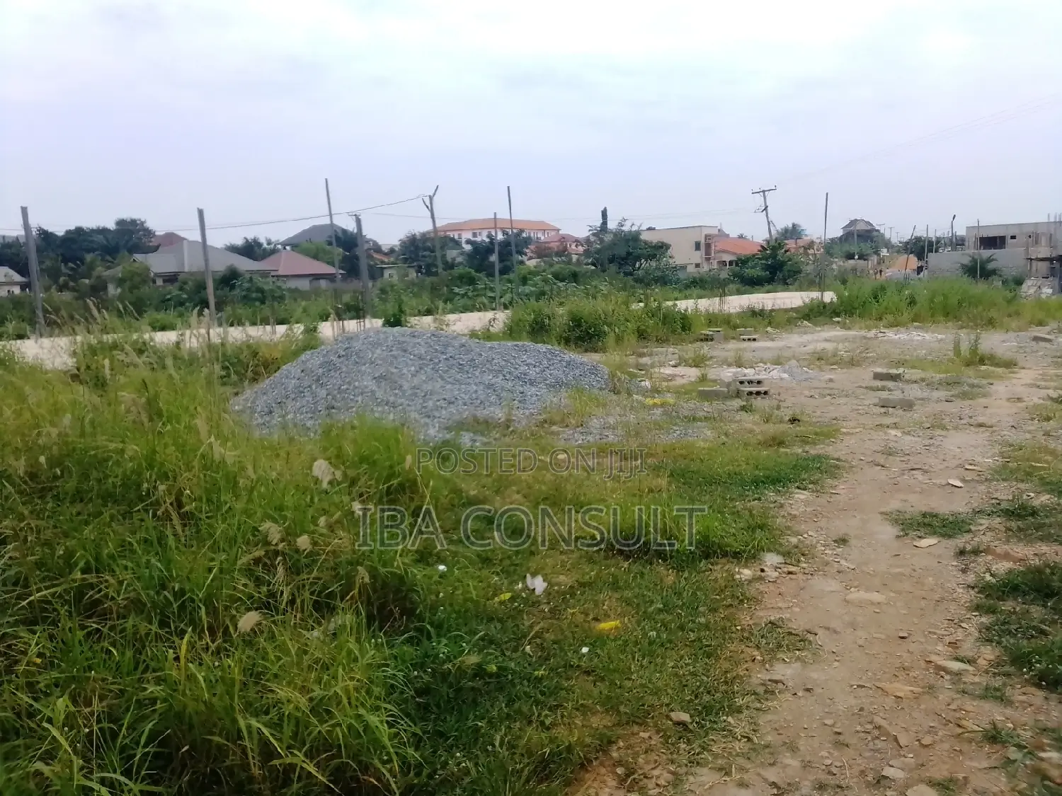 Plots for Sale at East Amrahia Close to New China Mall