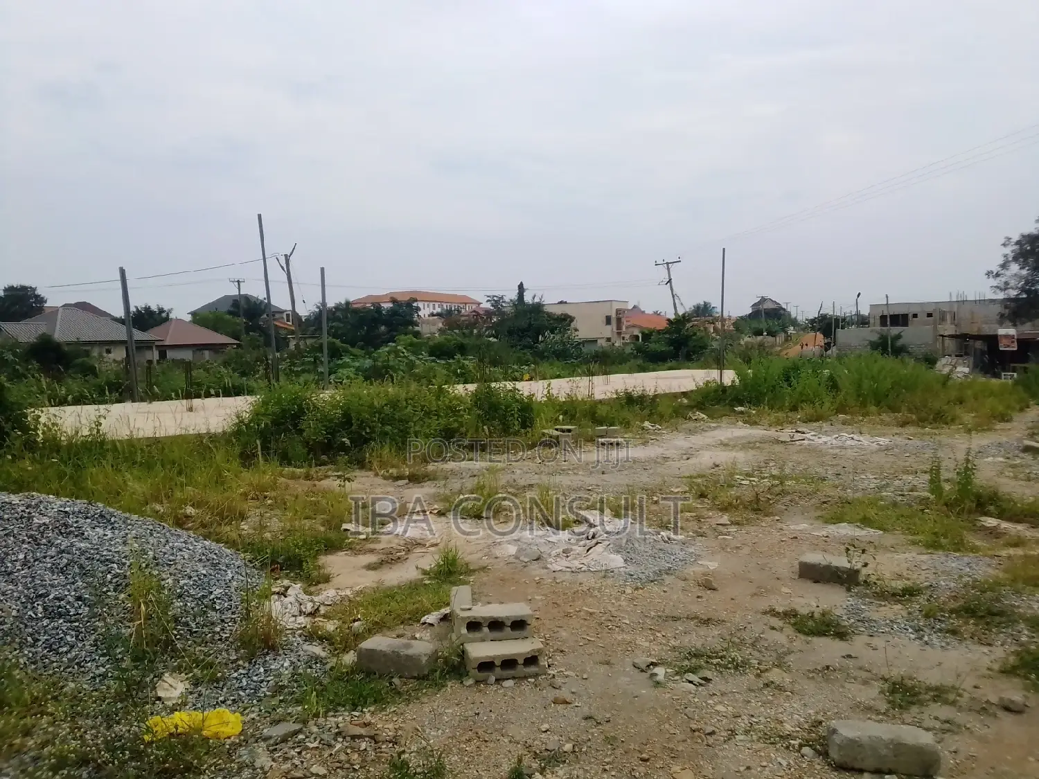 Plots for Sale at East Amrahia Close to New China Mall