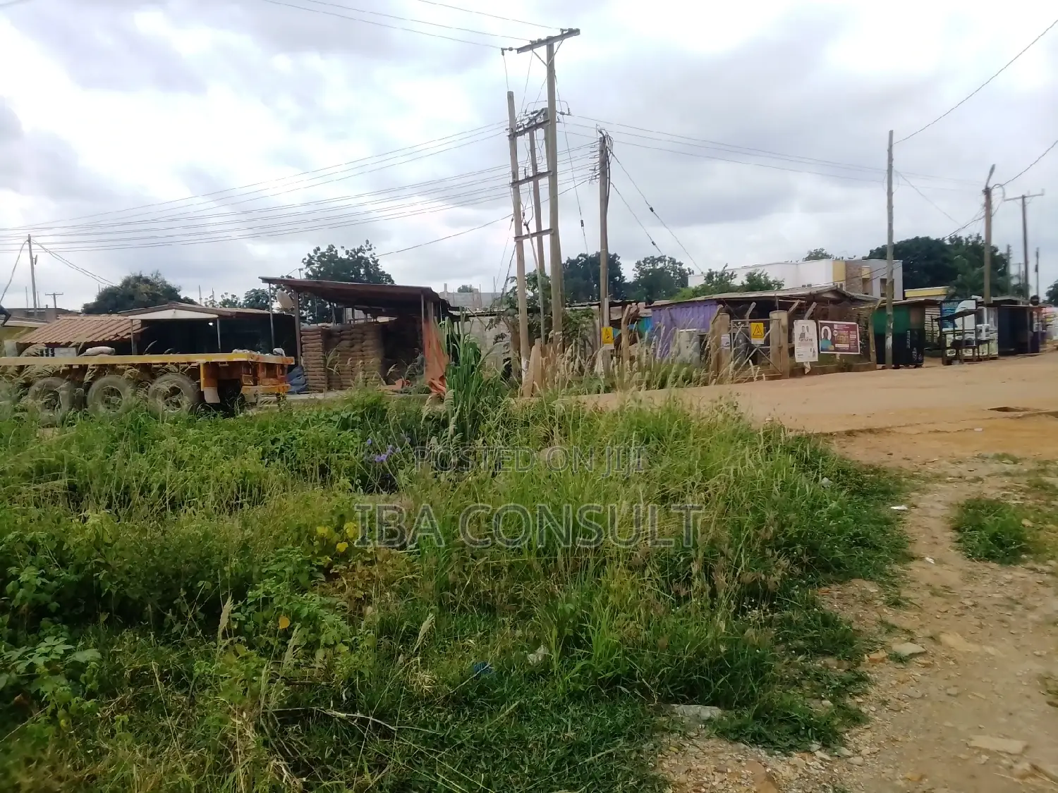 Plots for Sale at East Amrahia Close to New China Mall