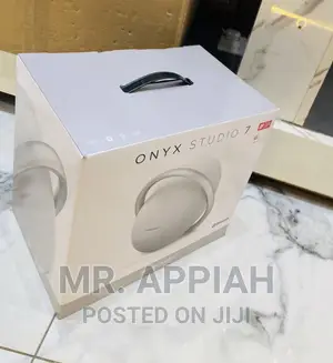 Highly Energy Saving Harman Kardon Onyx 7 Portable Speaker.