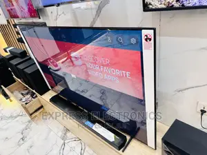 Slim Sleek 2023 Model Samsung UHD Smart 65”Cu7172