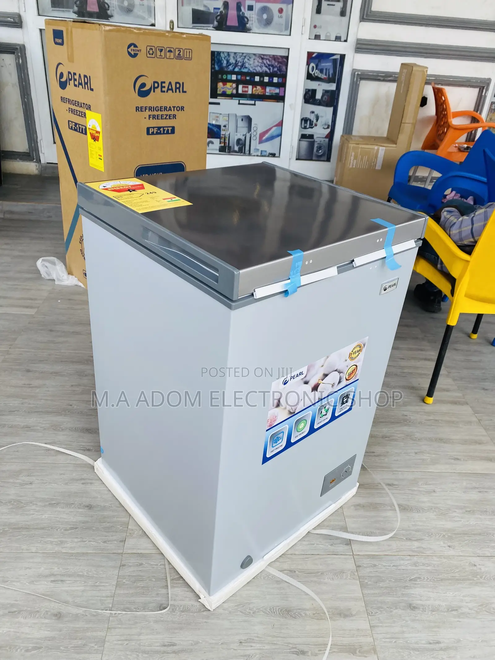 Shop Authentic Pearl 100L Single Door Chest Freezer,PCF-127.