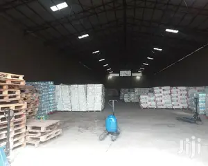 Warehouse for Rent at Spintex