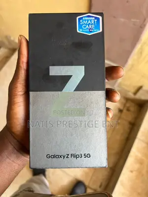 New Samsung Galaxy Z Flip3 5G 256 GB White