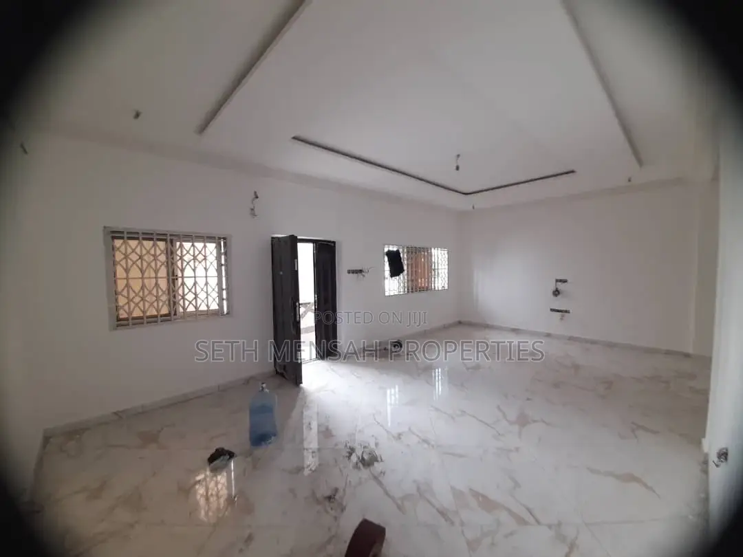 3bdrm Apartment in Skm, North Legon for rent