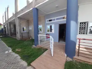 3bdrm Apartment in Skm, North Legon for rent