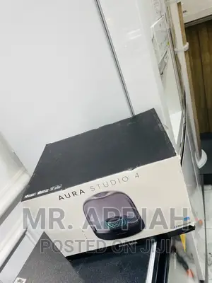 High Quality Harman Kardon Aura Studio 4 Bluetooth Speaker.