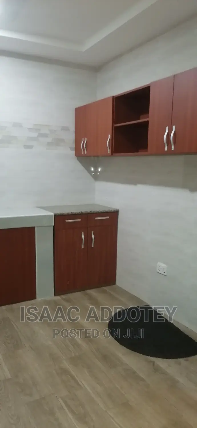 3bdrm Apartment in Adogono, Spintex for rent