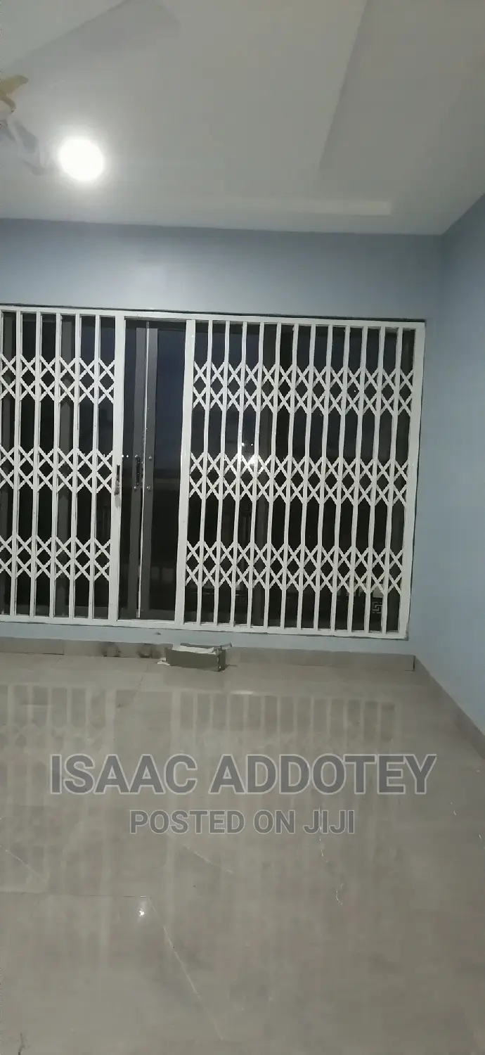 3bdrm Apartment in Adogono, Spintex for rent